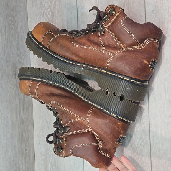 Dr.Martens Mens 9349 Leather Boots High Top Chuncky Tractor Sneakers UK 10 US11 main image 6